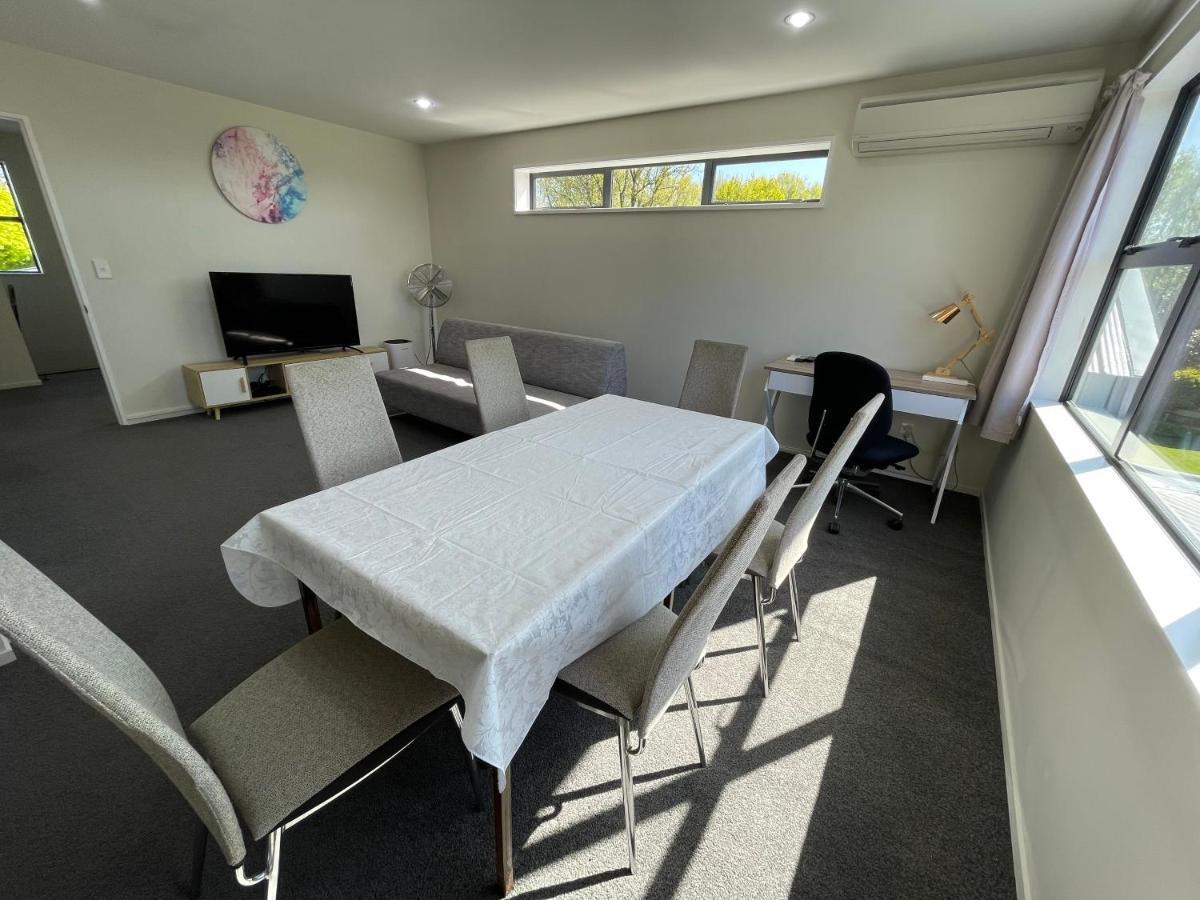 Quiet, New, Sunny Cnzhouse On Upstairs Near Cbd Appartement Christchurch Buitenkant foto